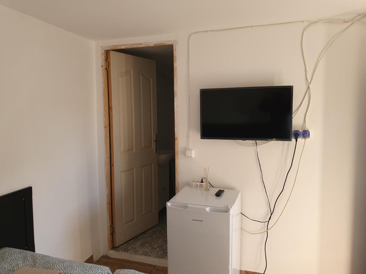 Nord Poshtel Pansiyon Bükreş Dış mekan fotoğraf